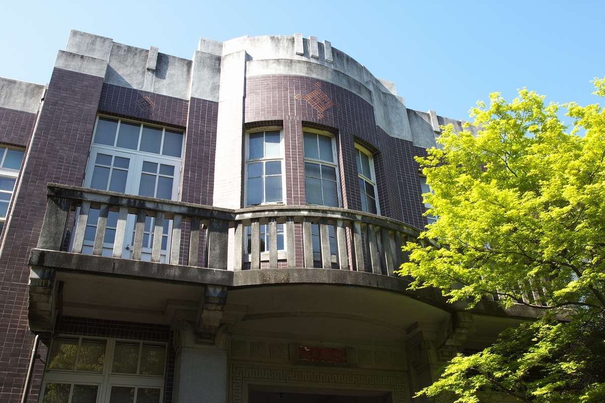 京都大学工学部建築学教室本館_b0199449_9475527.jpg