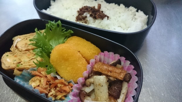 今日のお弁当_d0337560_18435494.jpg