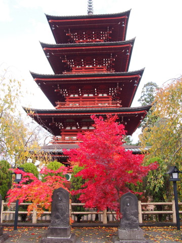 紅葉の最勝院五重塔(弘前市)*2015.10.28_b0147224_22204891.jpg