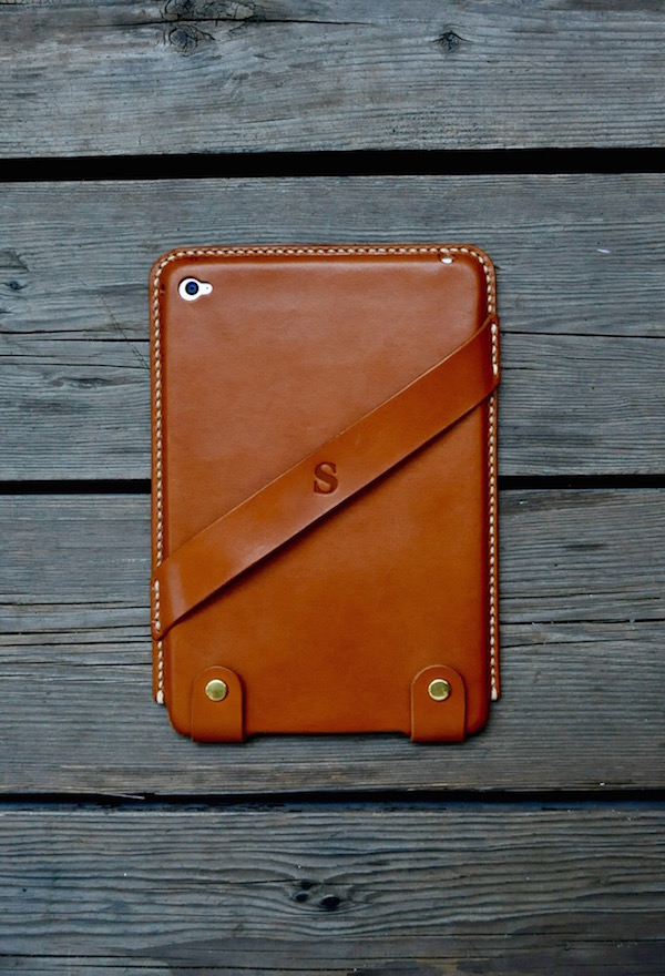 ipad mini 4 leather cover_b0172633_20332420.jpg