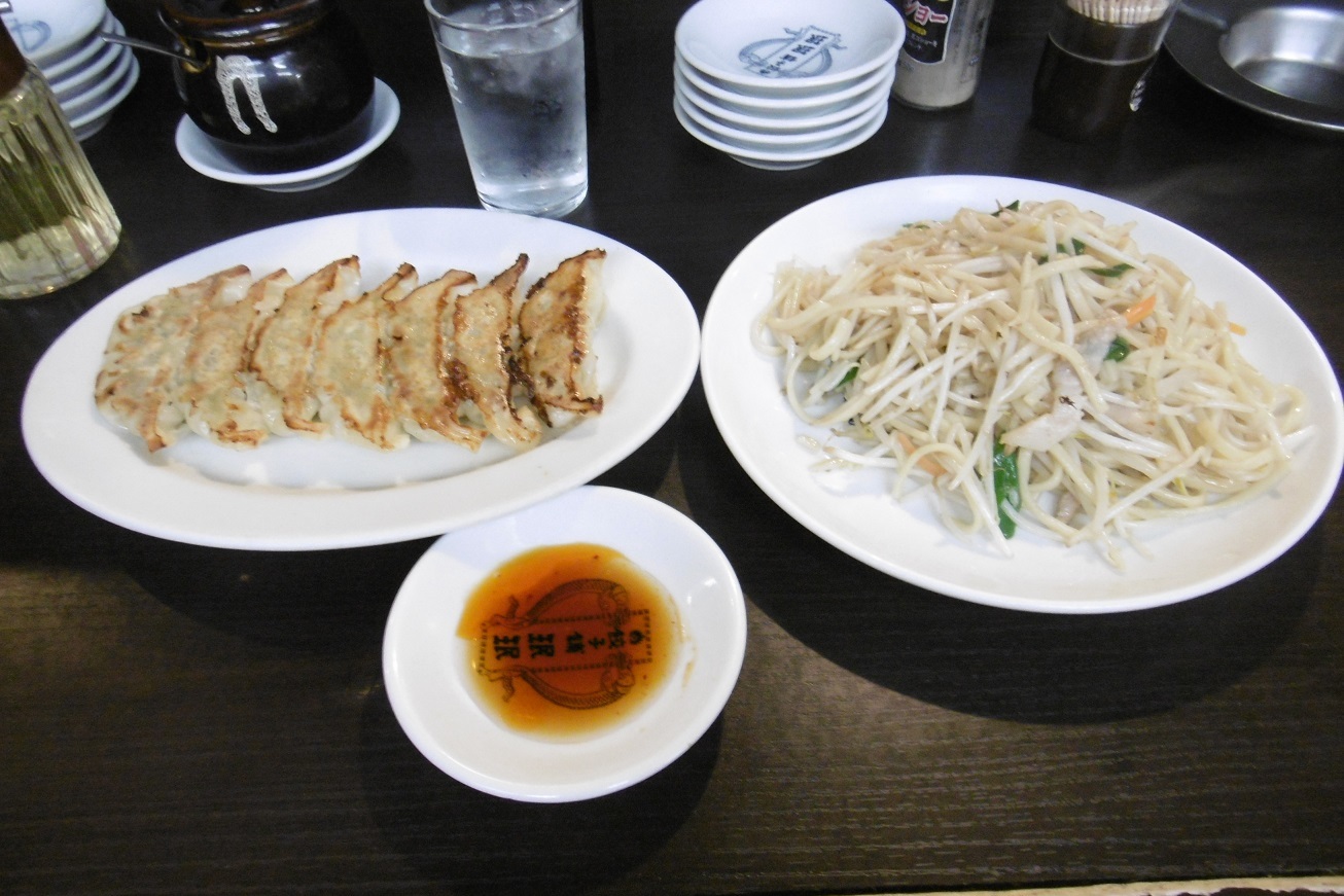 珉珉の餃子_f0205367_18042737.jpg