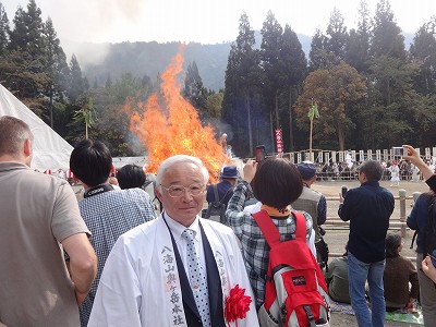 八海山尊神社火渡り大祭_b0092684_6401543.jpg