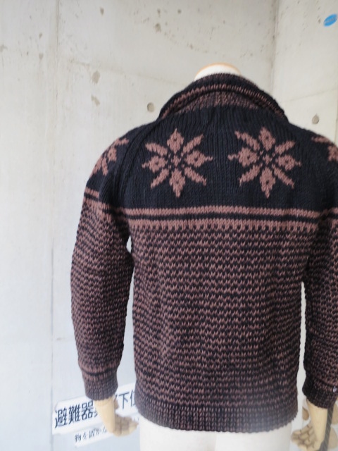 INVERALLAN ・・・ SNOW FLAKE LUMBER CARDIGAN もう1色の当店・雪柄別注色 (再!)_d0152280_2284772.jpg