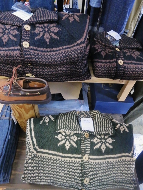INVERALLAN ・・・ SNOW FLAKE LUMBER CARDIGAN もう1色の当店・雪柄別注色 (再!)_d0152280_2293944.jpg