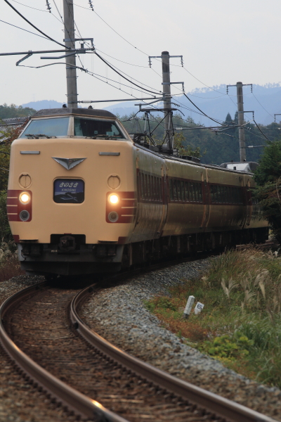 国鉄381系電車_e0051888_20353988.jpg