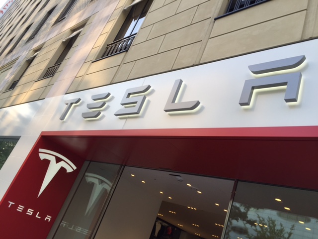 ＴＥＳＬＡ_a0326106_20554163.jpg