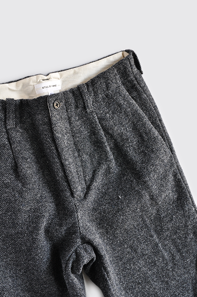 STILL BY HAND　Wool 1-Tuck Tapered Pants (Gray)_d0120442_1117566.png