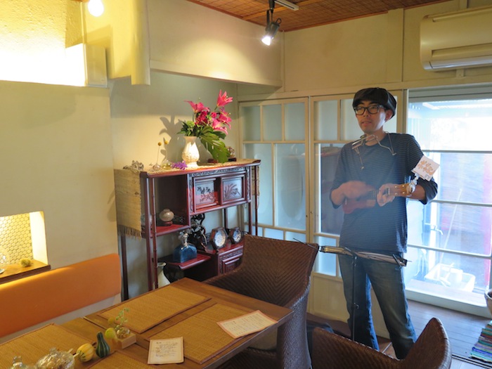 madam an cafe 金曜日のランチタイム_d0240754_21345166.jpg