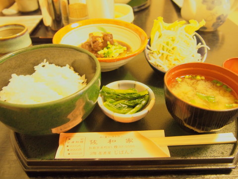 定食 弘前