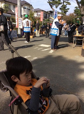 １１月１日朝市、柿もぎ、星槎学園文化祭、横溝記念館、ボーイウカウトバザー、宿場祭り。_d0143678_21493534.jpg