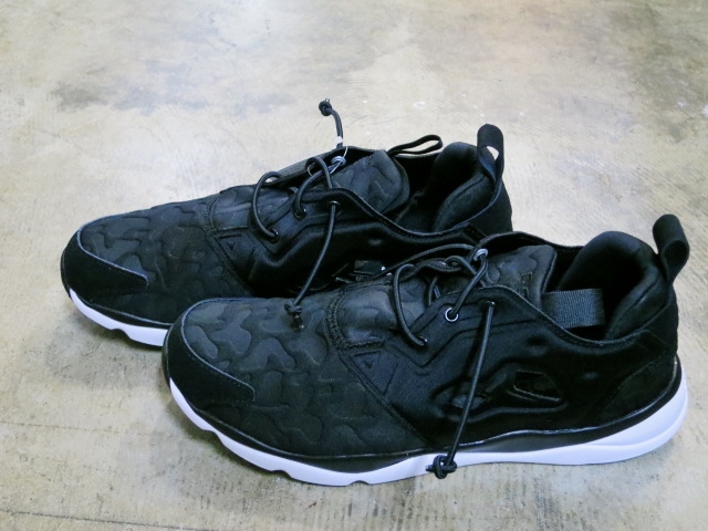 FURY LITE ・・・ かなり久々の入荷です。。。By Reebok_d0152280_2121777.jpg
