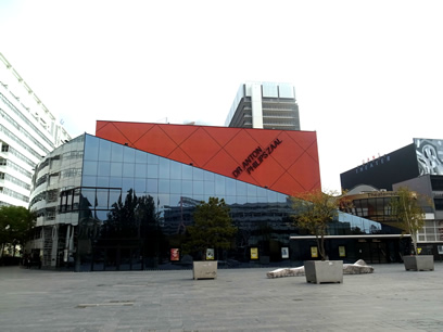 本の山（Book mountain)_c0042989_13535314.jpg