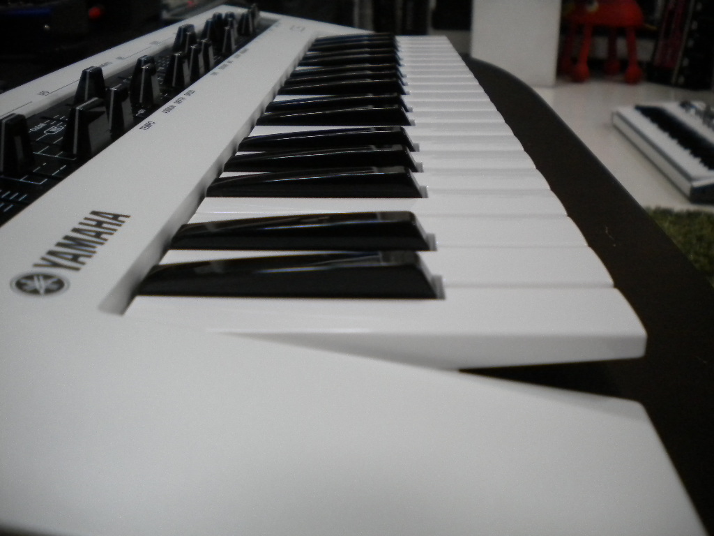 YAMAHA reface CS試奏記 : 風流音色まねゑもん
