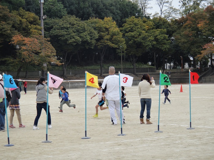 ◆2015大阪沖縄県人会体育祭　　～秋は、楽しく運動会♪～_f0238779_19202685.jpg