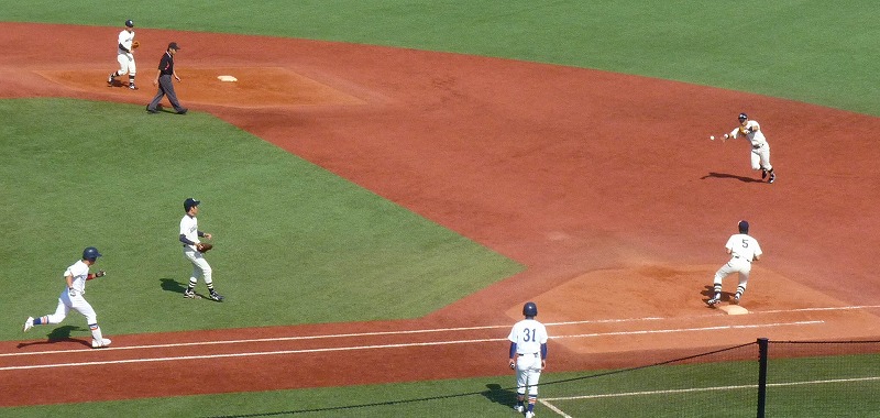 駒澤大対國學院大 10月15日 東都大学野球1部 前半_b0166128_11242141.jpg