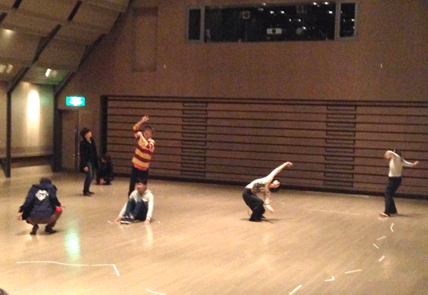 ダンスギャザリング10.25報告_e0124863_1105257.gif