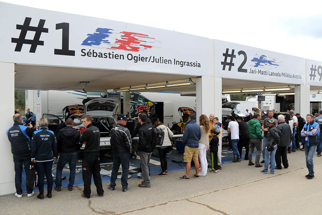 2015ツールドコルス 13 SERVICE PARK 2_b0315809_12425967.jpg