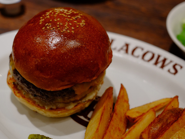 「恵比須 ブラッカウズのチーズエッグバーガー」_a0000029_172460.jpg