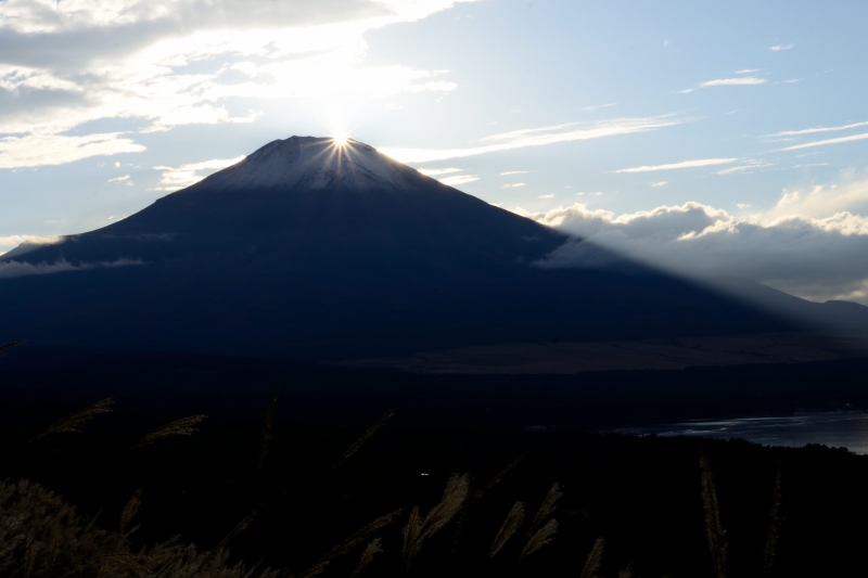 山中湖畔パノラマ台からのダイヤモンド富士_c0220040_2255883.jpg