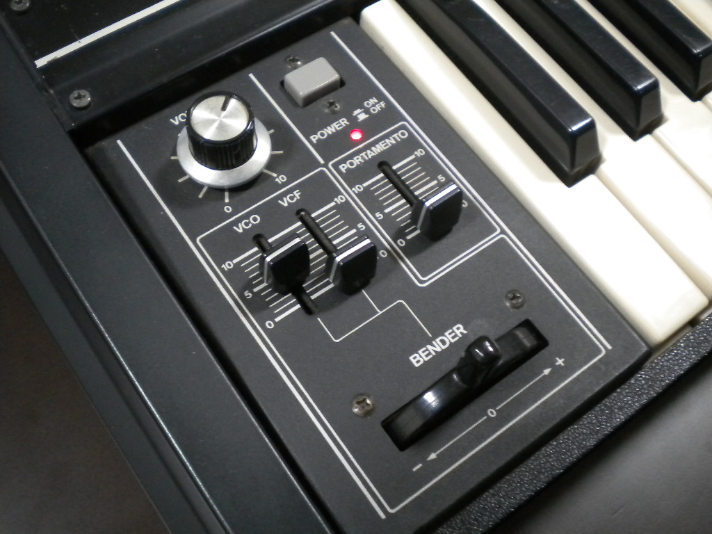 Roland SH-2試奏記 : 風流音色まねゑもん Roland SH-2試奏記 : 風流音色まねゑもん