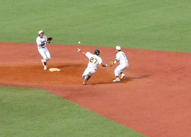 中央大対専修大 10月15日 東都大学野球1部 前半_b0166128_17323911.jpg