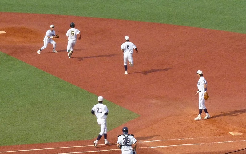 中央大対専修大 10月15日 東都大学野球1部 前半_b0166128_1853176.jpg