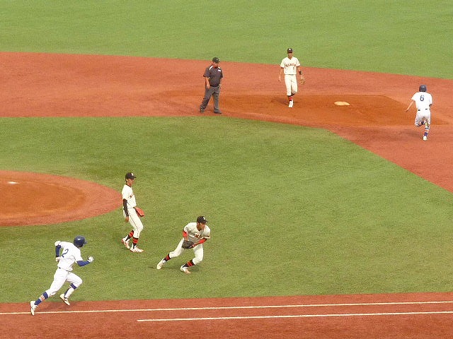 日本大対駒澤大 10月20日 東都大学野球1部 前半_b0166128_14494395.jpg