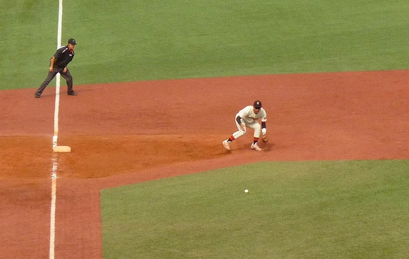 日本大対駒澤大 10月20日 東都大学野球1部 前半_b0166128_1683776.jpg
