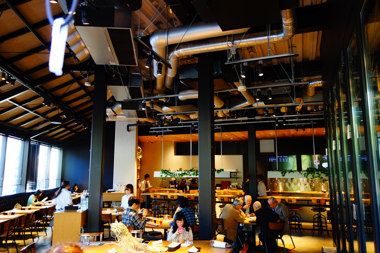 表参道近辺へ家具を見に その12~LOG ROAD DAIKANYAMA_a0287336_2334782.jpg