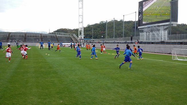 とりぎんキッズサッカーフェスティバル(U-9)2015_f0104461_1462954.jpg