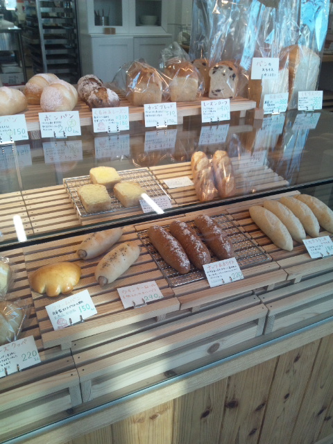 モグモグパン チーズ_f0076001_2354260.jpg