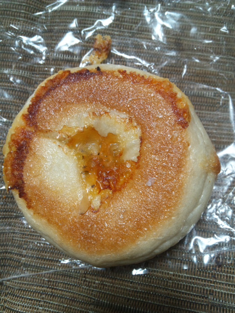 モグモグパン チーズ_f0076001_2365548.jpg