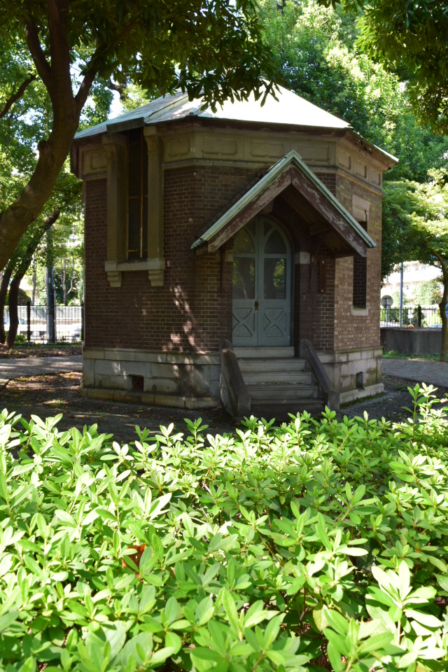 旧東京商船大学天体観測所(建築家・三橋四郎設計作品再見)_f0142606_641399.jpg