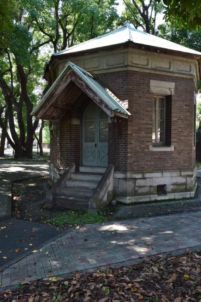 旧東京商船大学天体観測所(建築家・三橋四郎設計作品再見)_f0142606_644815.jpg