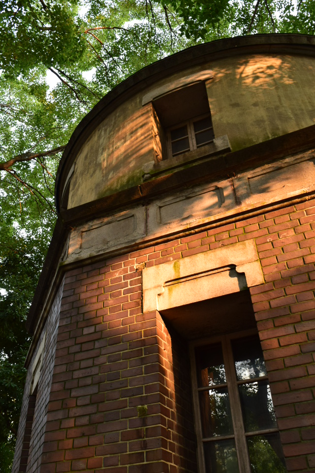 旧東京商船大学天体観測所(建築家・三橋四郎設計作品再見)_f0142606_732191.jpg