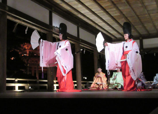 上賀茂神社 夜間特別公開_e0048413_2185853.jpg