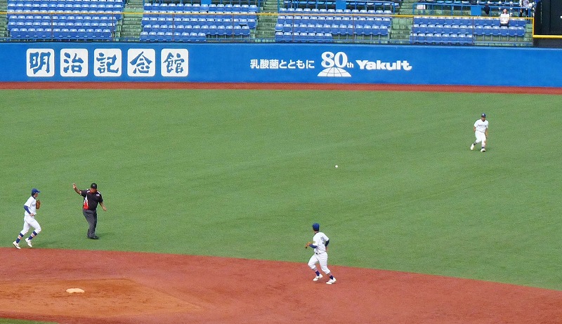 日本大対駒澤大 10月20日 東都大学野球1部 後半_b0166128_11142592.jpg
