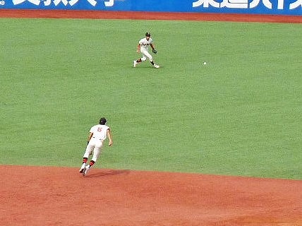 日本大対駒澤大 10月20日 東都大学野球1部 後半_b0166128_111646100.jpg