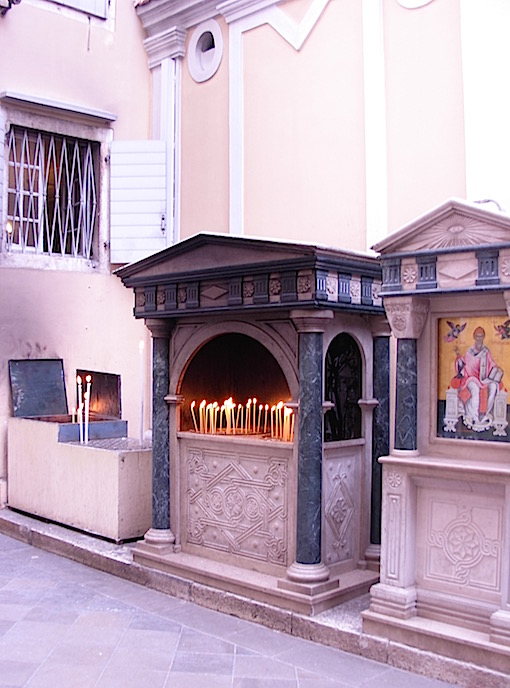 e0357367_0404172.jpg