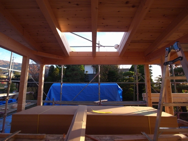 里山辺の家(松本市)建て方二日目_c0166668_103138.jpg