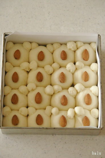 巷で噂のちぎりパン_d0327373_15015387.jpg