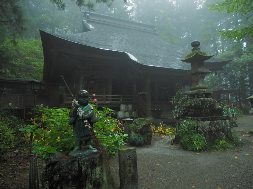 寺山観音寺_a0320705_18545315.jpg