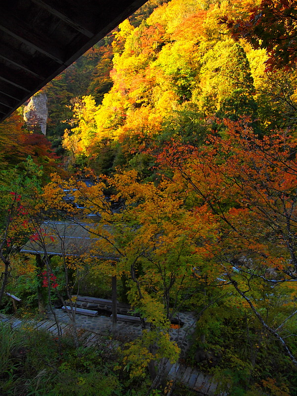 東北ツーリング 2015秋　　＜鷹の湯温泉＞　　　Oct. 18, 2015_a0106043_22114833.jpg