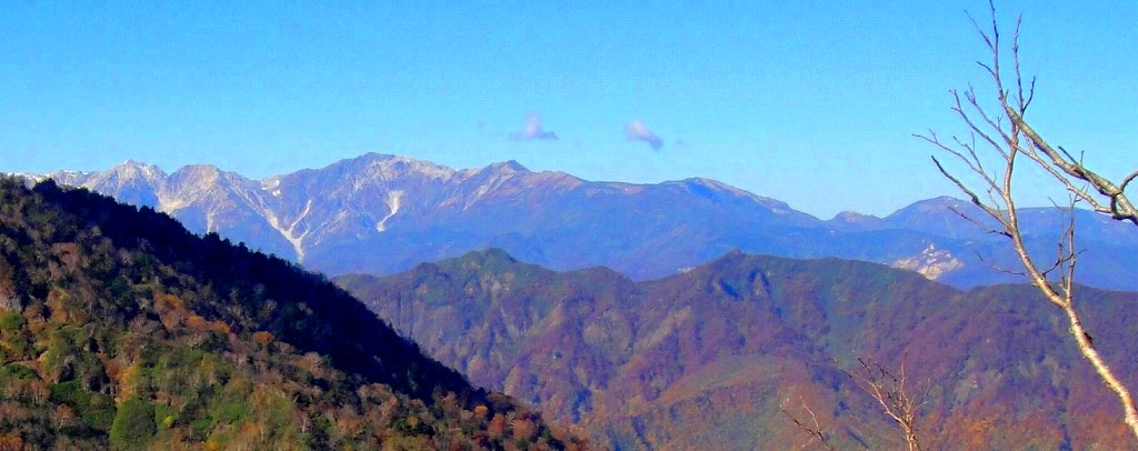 ＜2015年10月＞錦秋の「斑尾山・戸隠山」（北信五岳の山旅）_c0119160_20414823.jpg