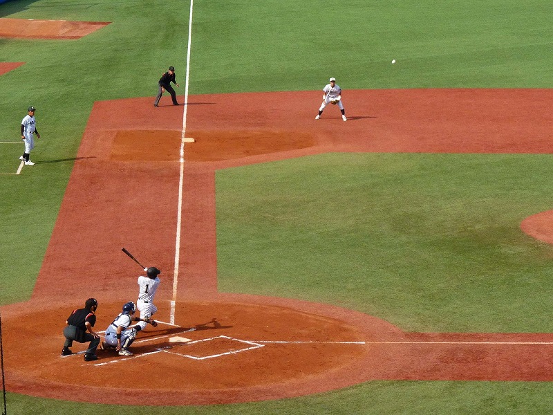 亜細亜大対中央大 10月20日 東都大学野球1部 前半_b0166128_101322.jpg