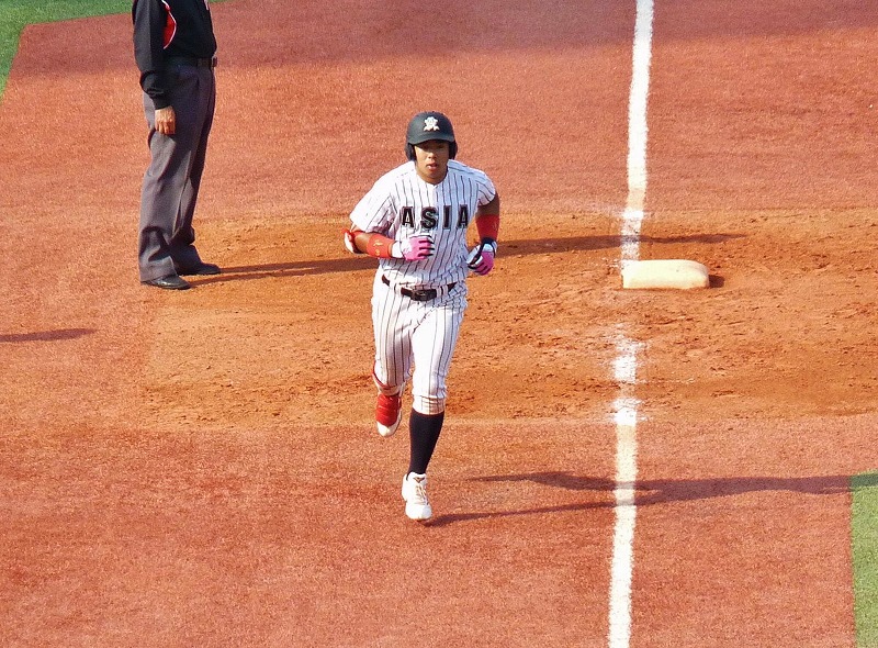 亜細亜大対中央大 10月20日 東都大学野球1部 前半_b0166128_12212012.jpg