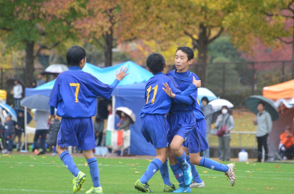 第３９回全日本少年サッカー大会鳥取県大会１日目_f0104461_1759392.jpg