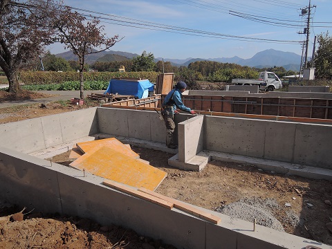 高根町E乗さん邸の現場より 10_a0211886_2375560.jpg