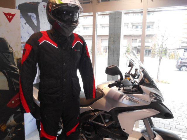 春・秋・冬。3シーズンで活躍ジャケット_d0330986_1550154.jpg