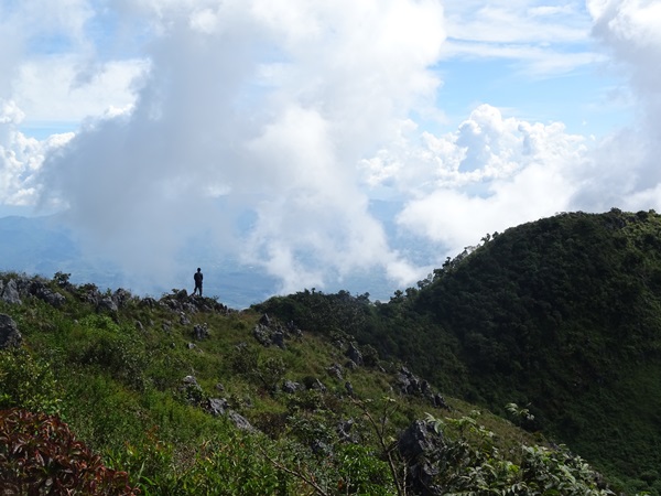 どっちがメイン?☆チェンダオ登山☆ショートトリップ_e0182138_1451923.jpg